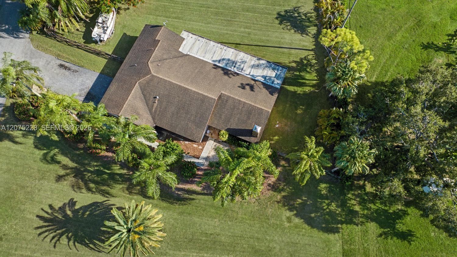 16880 SW 278th St photo 32