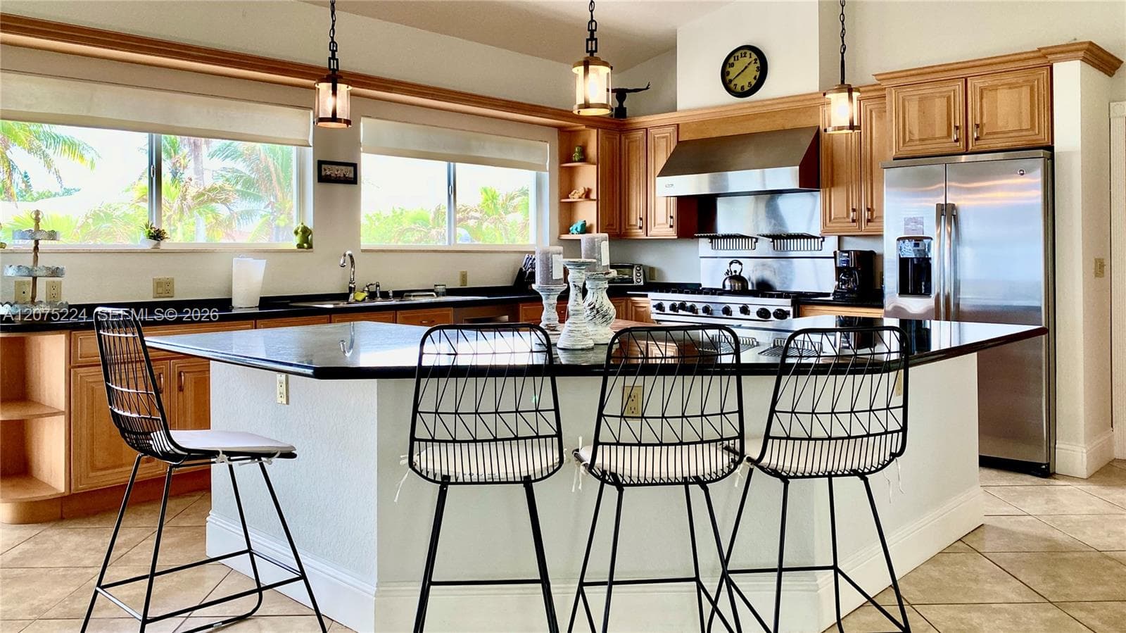 Open Breakfast Counter
