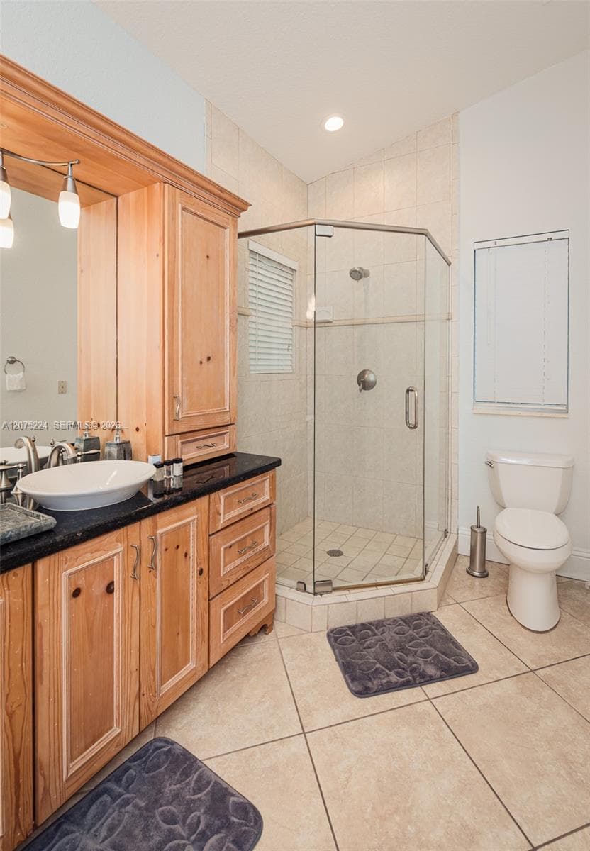 302 Balboa St #0 photo 29