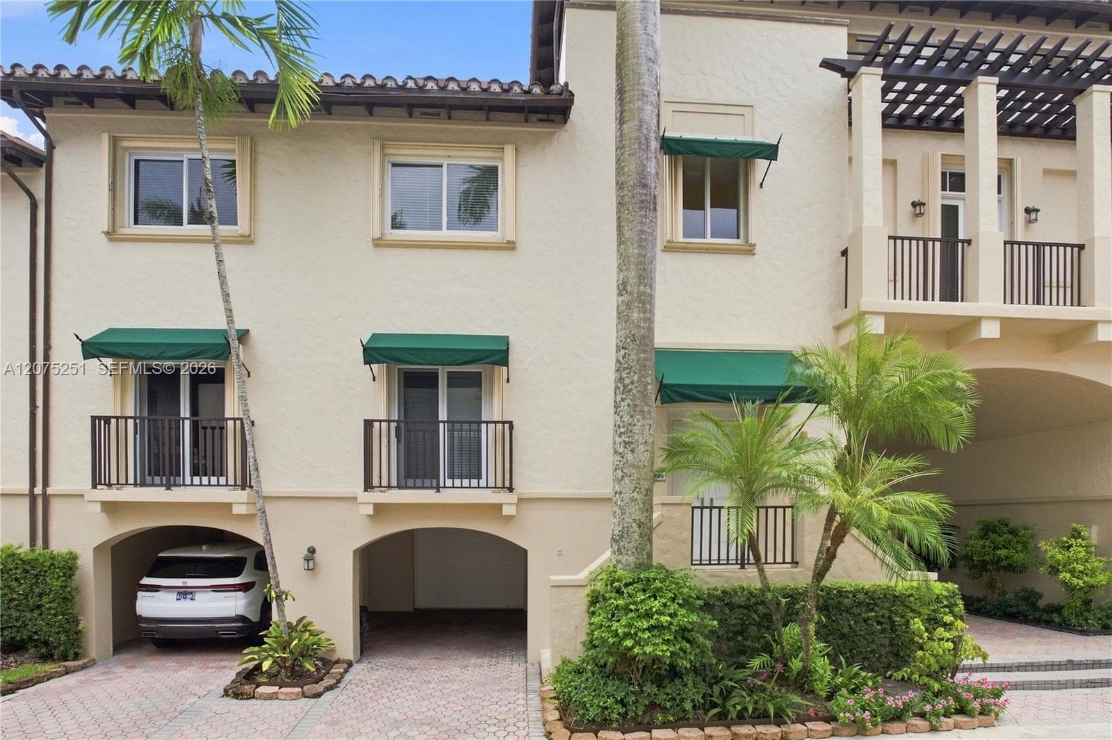 13626 Deering Bay Dr photo 36