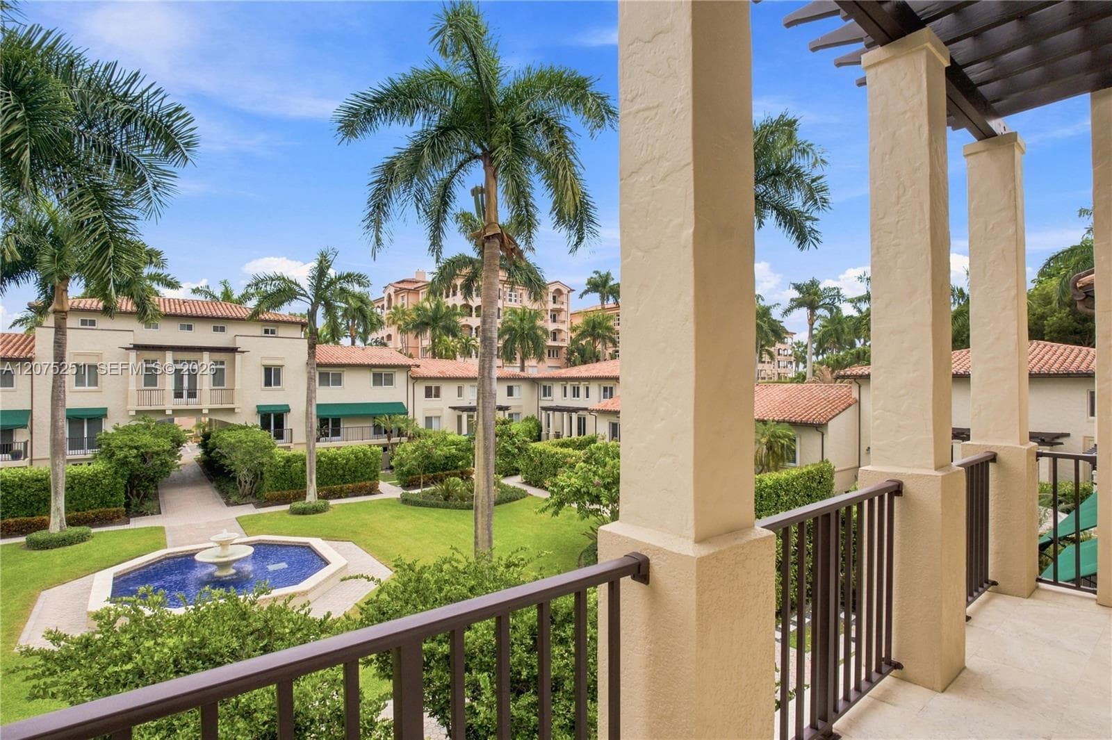 13626 Deering Bay Dr photo 34