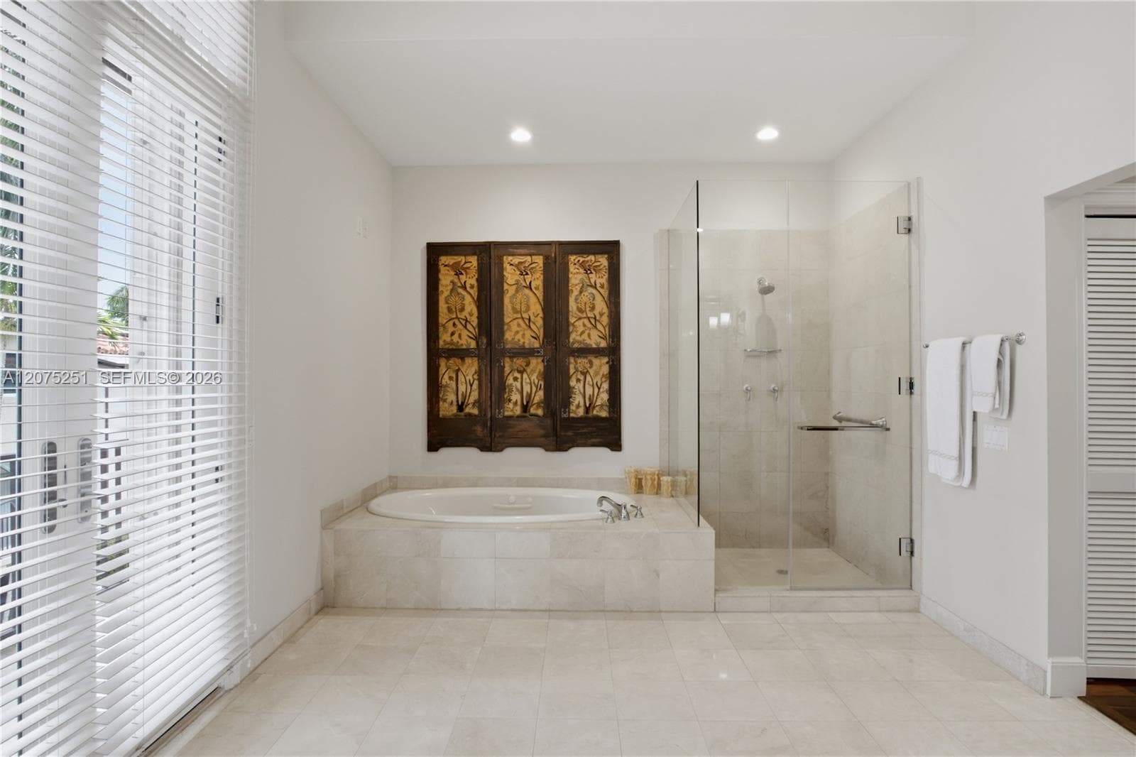 13626 Deering Bay Dr photo 25