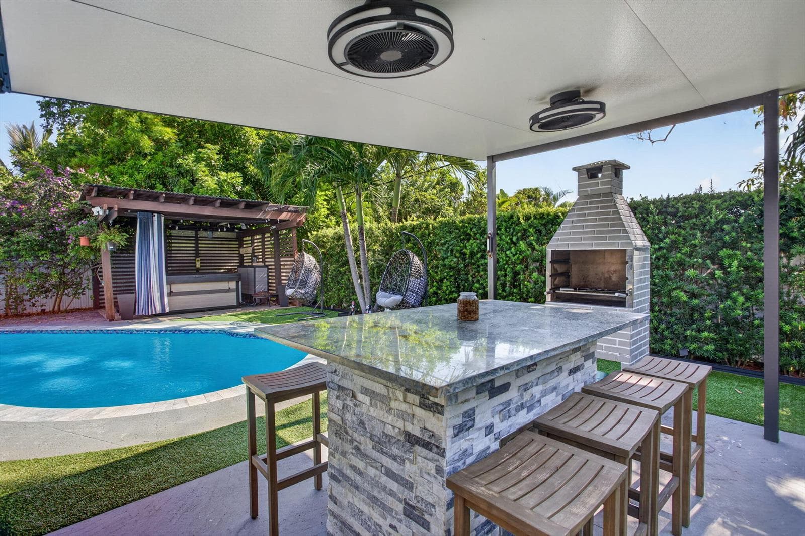 10-web-or-mls-4520-2136