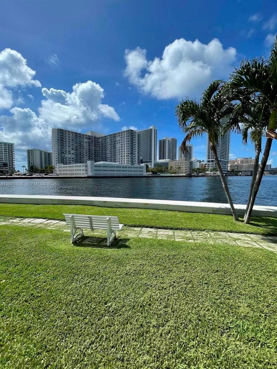 200 LESLIE CONDO · #427 in Hallandale Beach - Photo 10