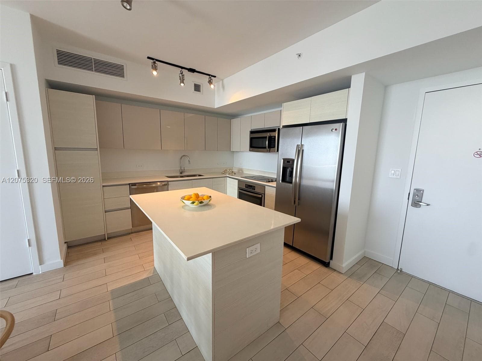 BEACHWALK CONDOMINIUM · #T3209 in Hallandale Beach - Photo 8
