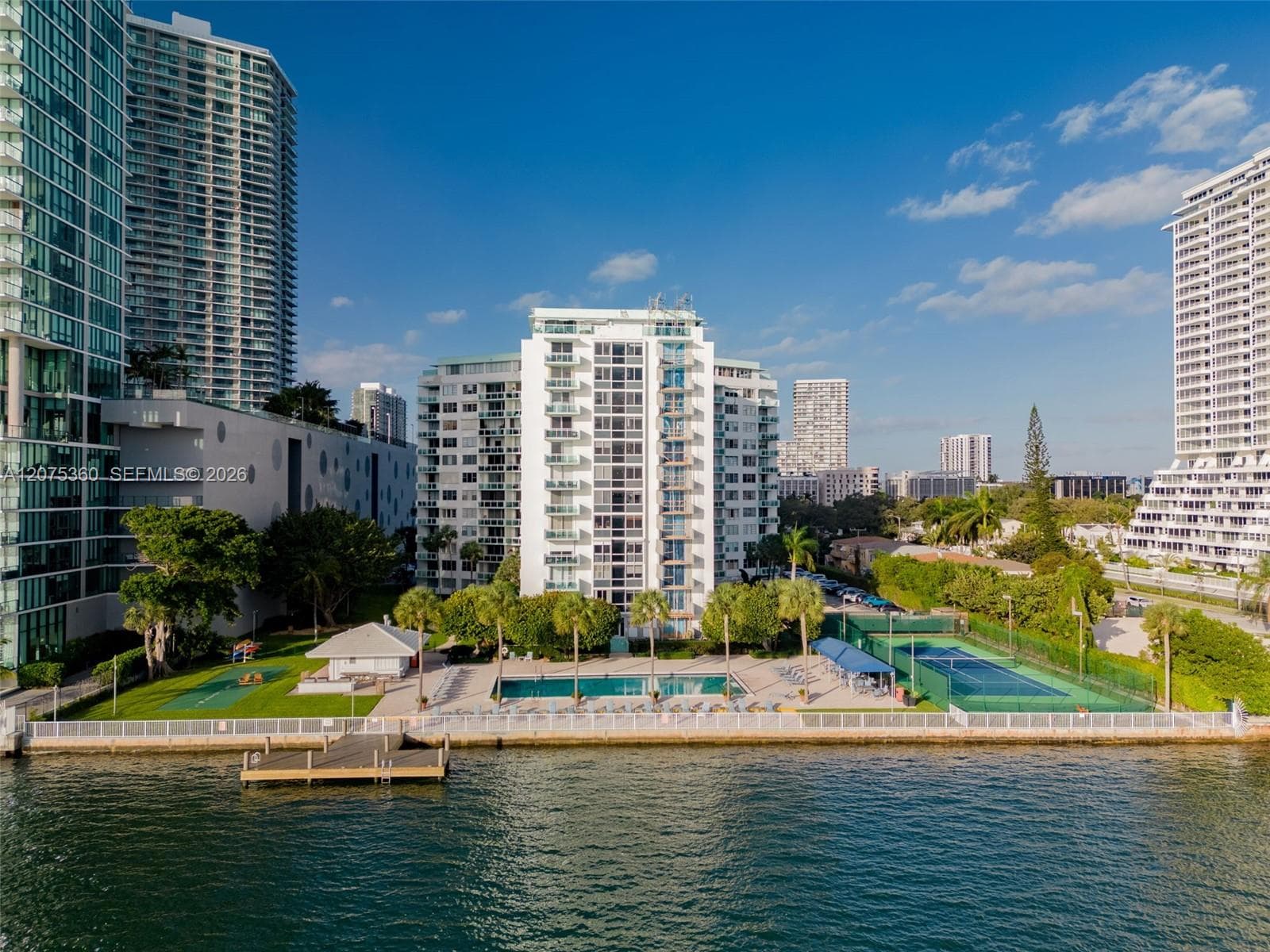 BAY PARK TOWERS CONDO · #1021 in Miami - Photo 11