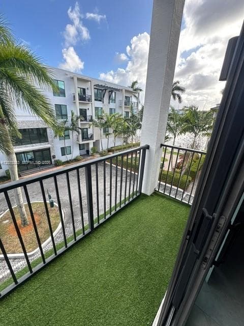 URBANA AT THE RESIDENCE · #31 in Doral - Photo 13