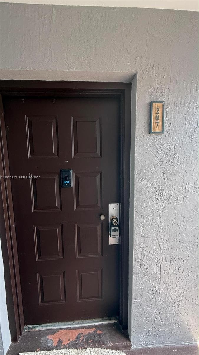 MAGNOLIA LANE CONDO · #6-207 in Miami - Photo 2