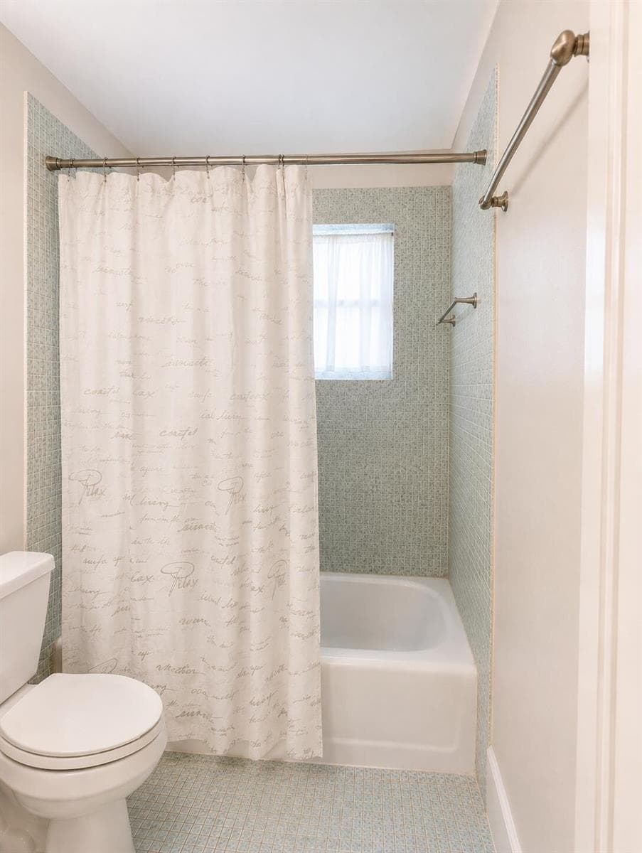 GUEST BATHROOM