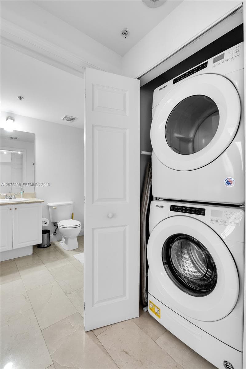 GABLES PARK TOWER · #1105 in Coral Gables - Photo 22