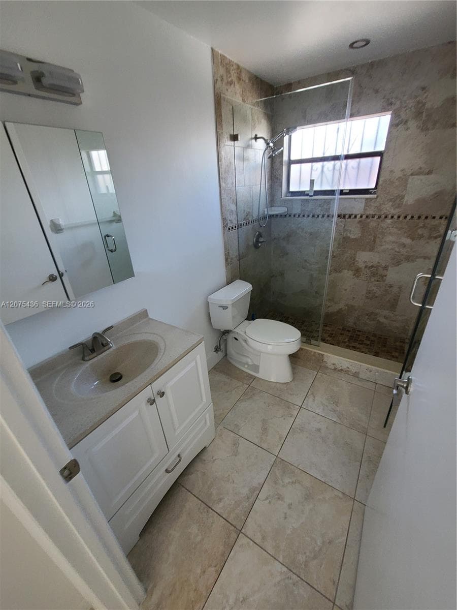 JEFFERSON PLAZA CONDO · #303 in Miami Beach - Photo 37