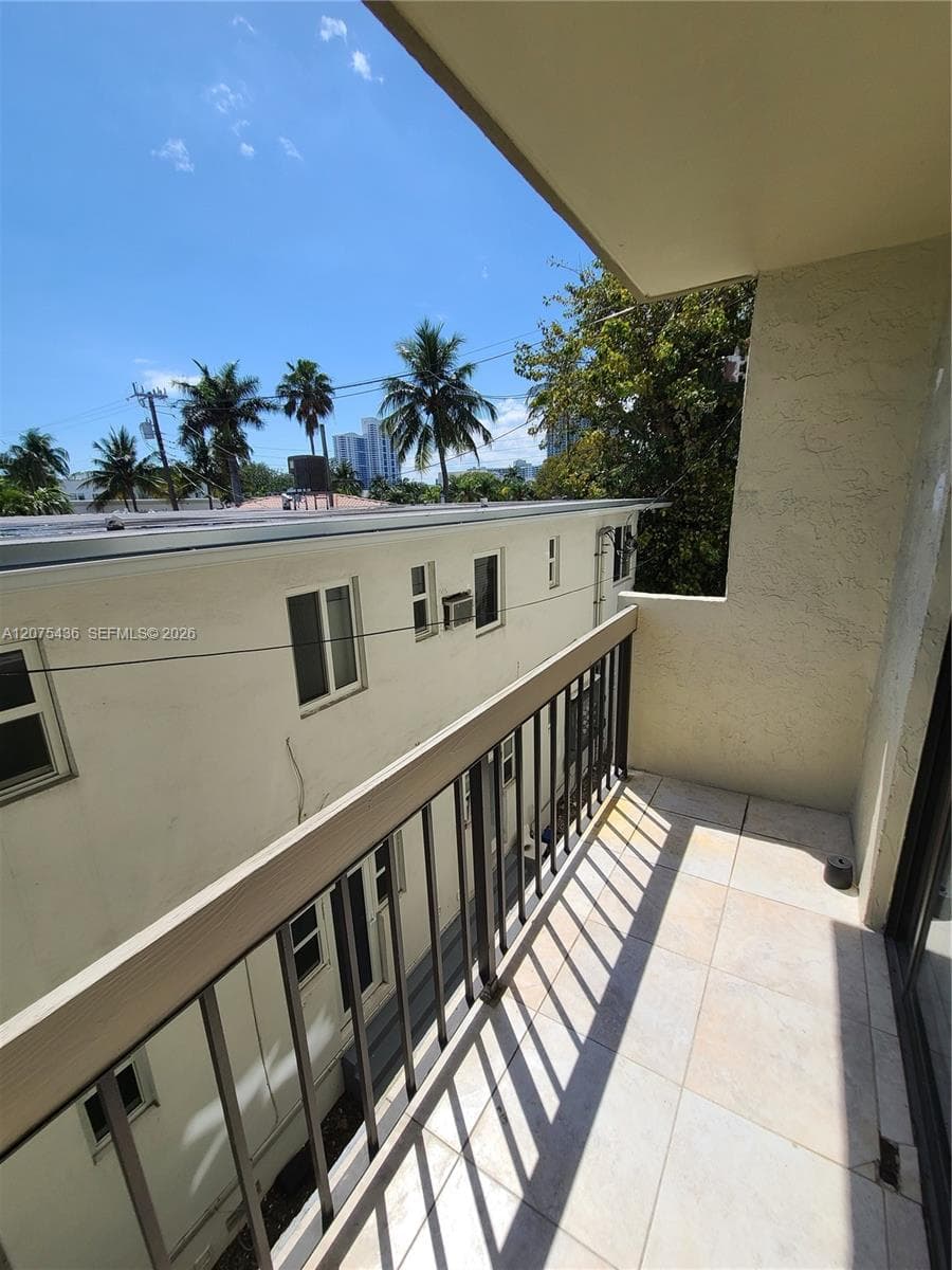 JEFFERSON PLAZA CONDO · #303 in Miami Beach - Photo 44