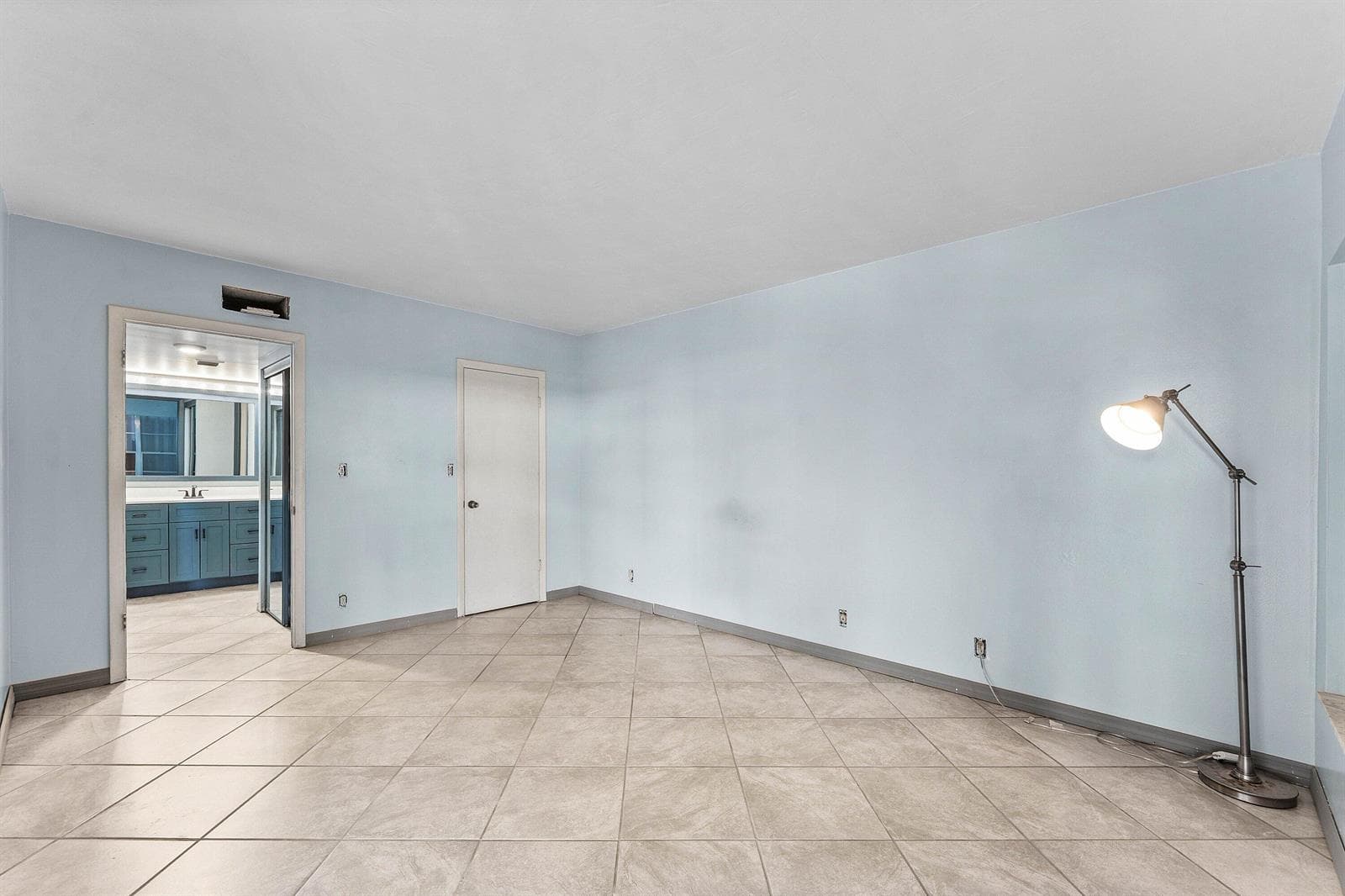 12 019-155YachtClubDrive-101-NorthPalmBe