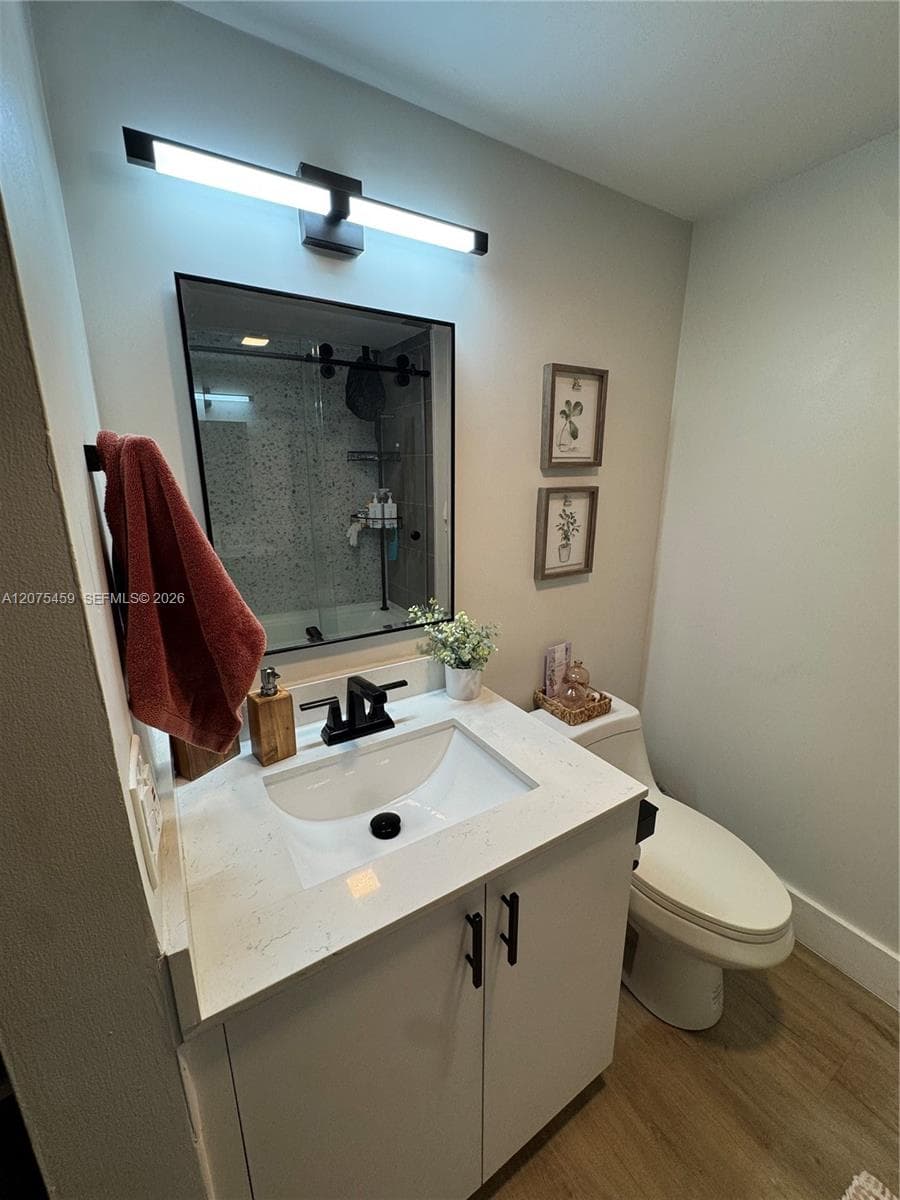 BAY PLACE CONDO · #402 in Hallandale Beach - Photo 10