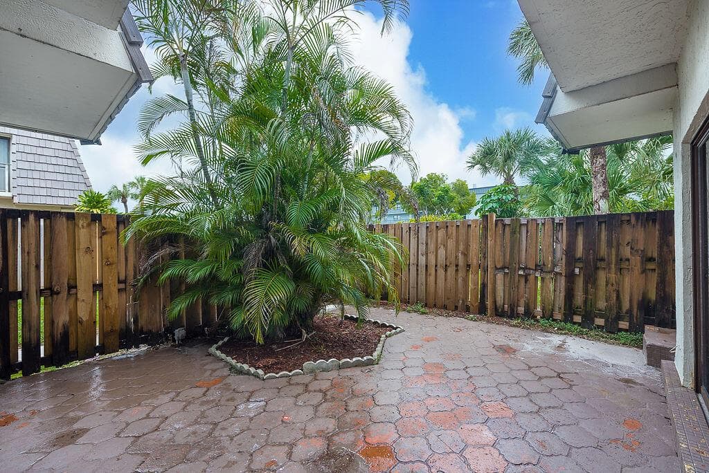 1719NCongressAve.WPB-1