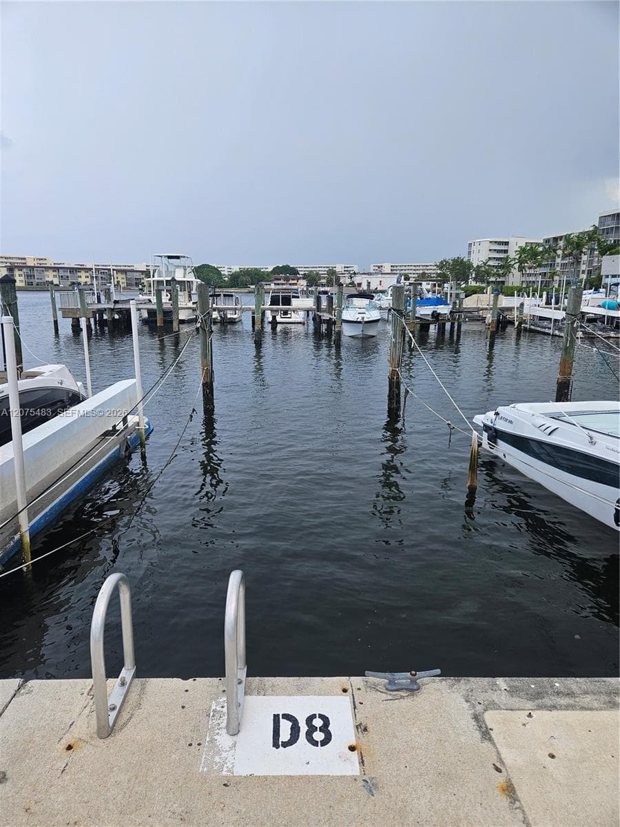 DEL PRADO MARINA · #1903 in Aventura - Photo 50