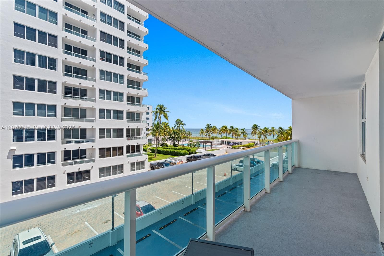 THE CARRIAGE CLUB SOUTH · #3B in Miami Beach - Photo 4