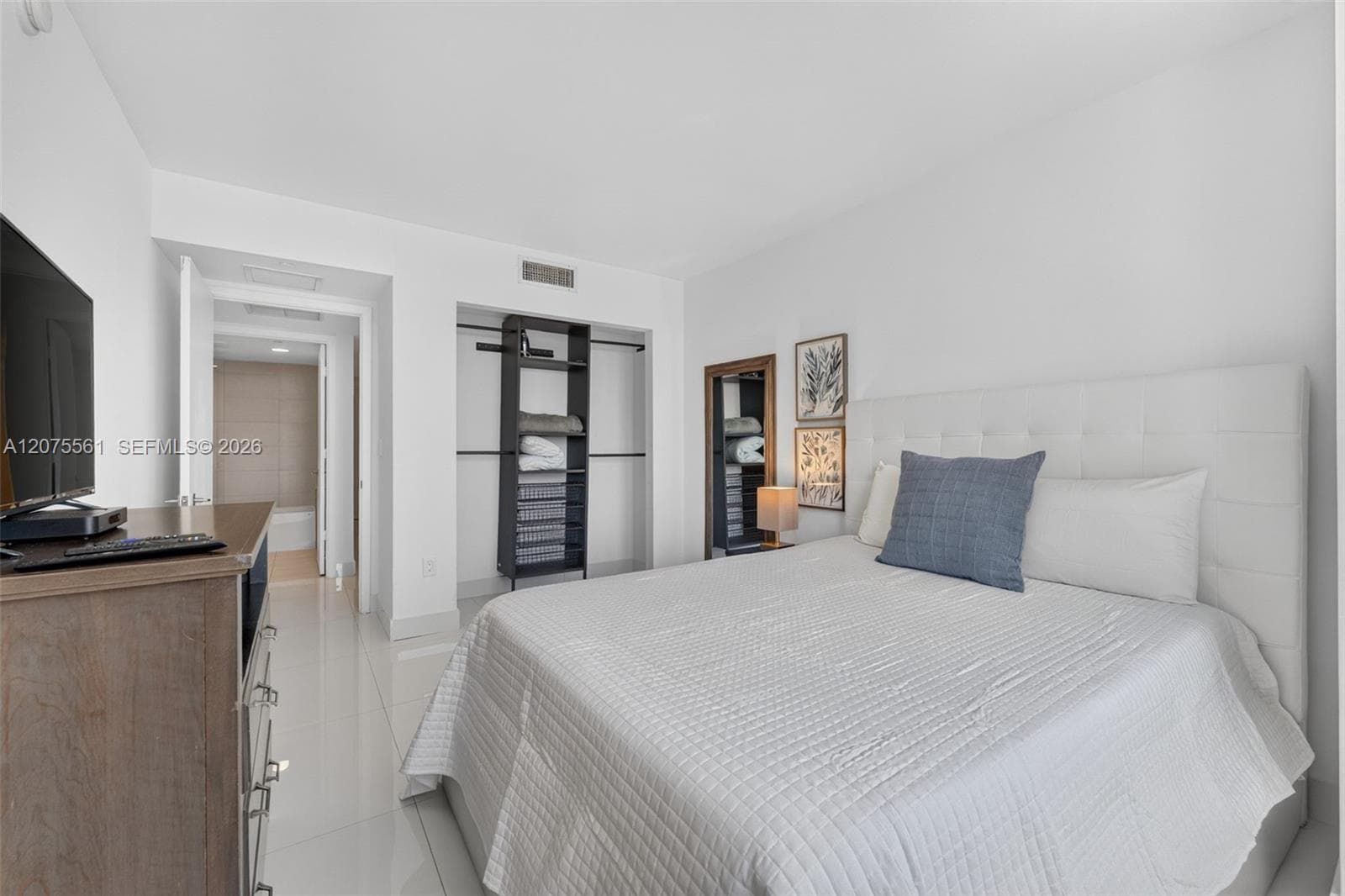 BEACHWALK CONDOMINIUM · #2510 in Hallandale Beach - Photo 16