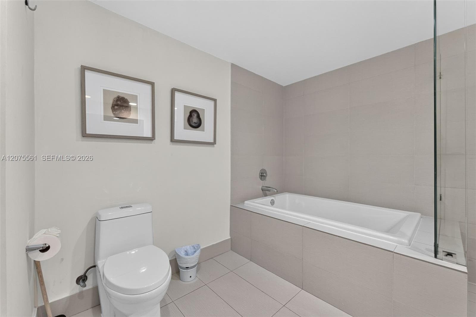 BEACHWALK CONDOMINIUM · #2510 in Hallandale Beach - Photo 19