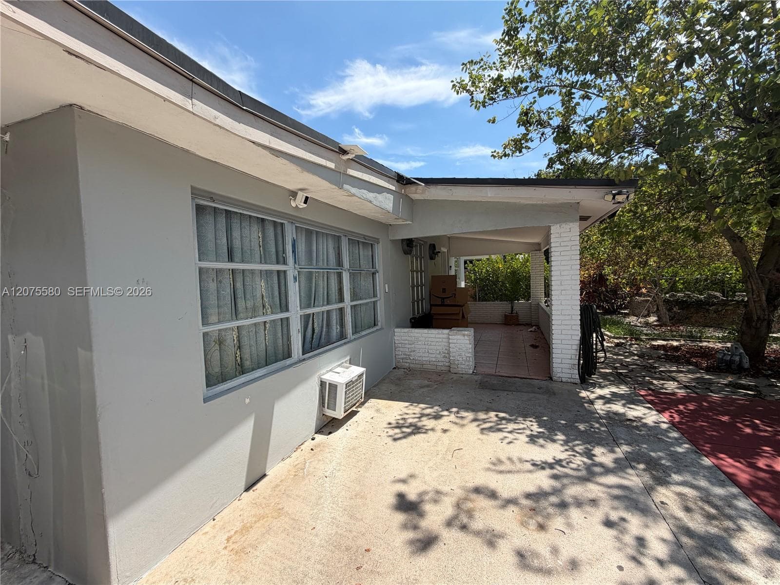 951 SW 29th St photo 11