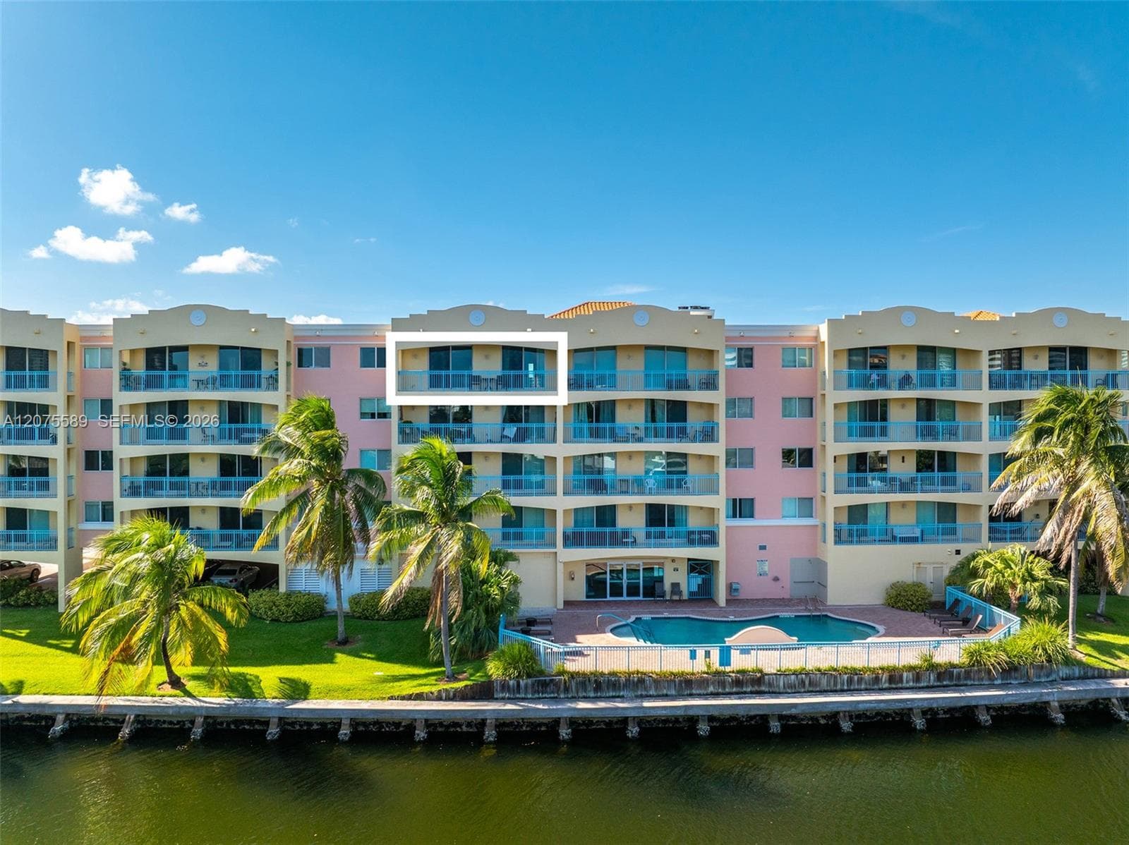 Hallandale Yacht Club · #505 in Hallandale Beach - Photo 44