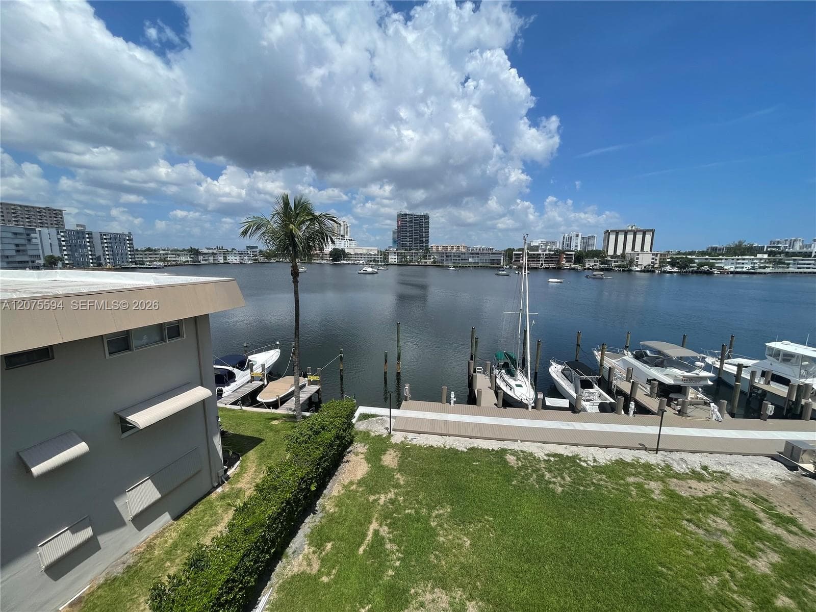 LINDAL APTS CONDO · #401 in Hallandale Beach - Photo 23