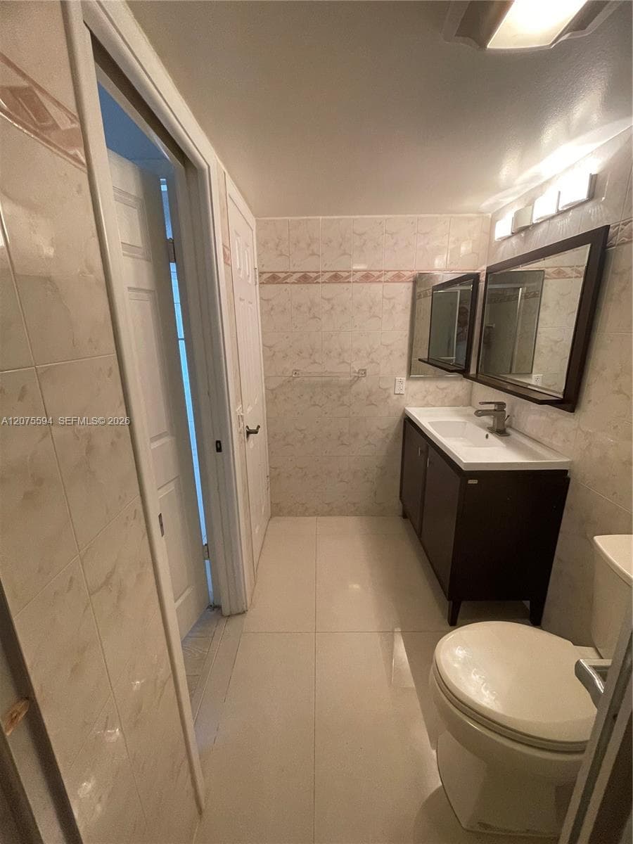LINDAL APTS CONDO · #401 in Hallandale Beach - Photo 41