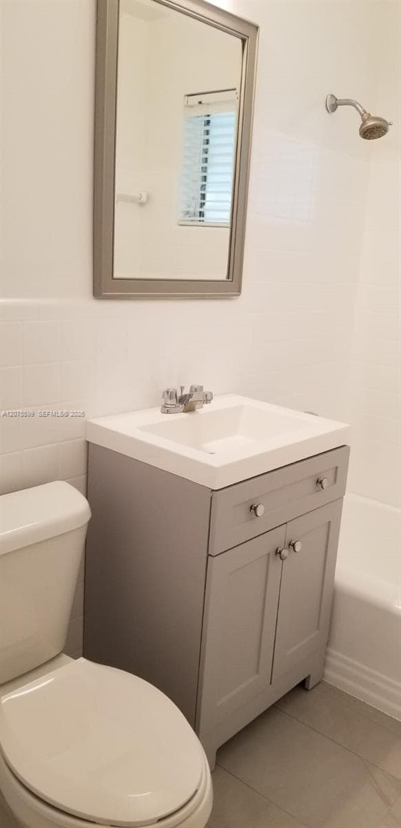 702 Tibidabo Ave photo 10