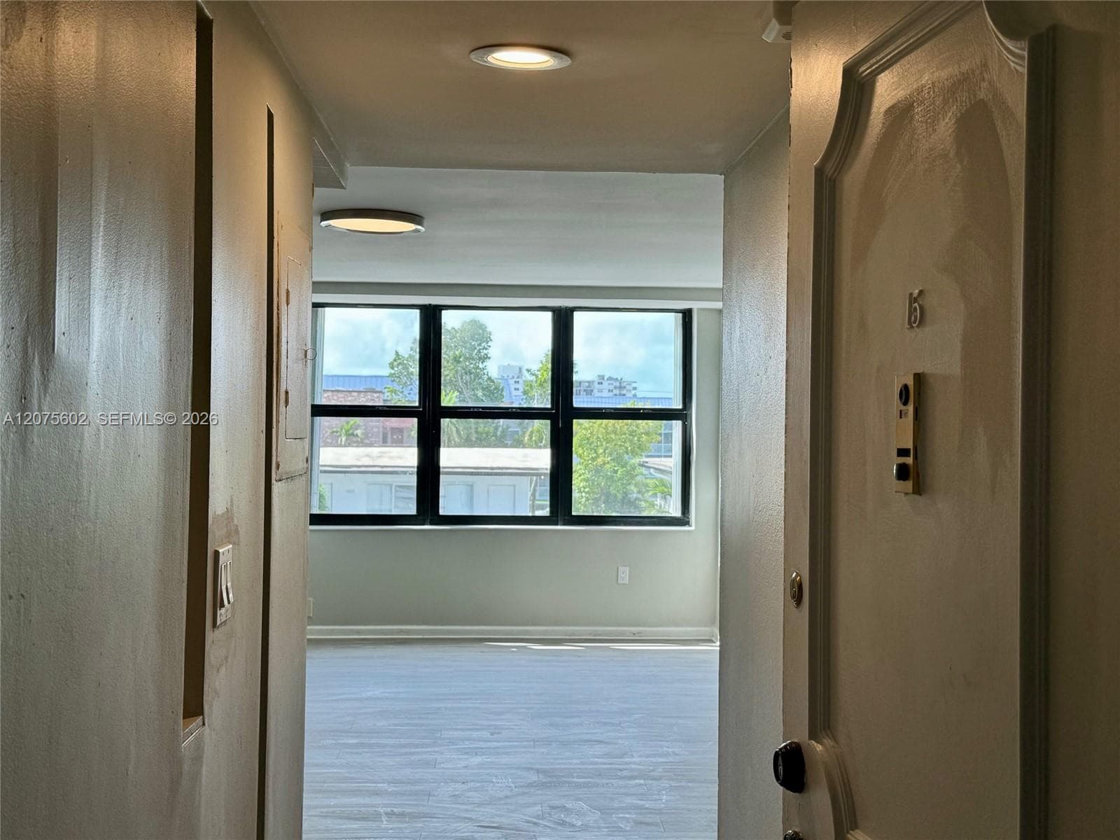 CRISTAL SHORES CONDO · #15 in North Miami Beach - Photo 2