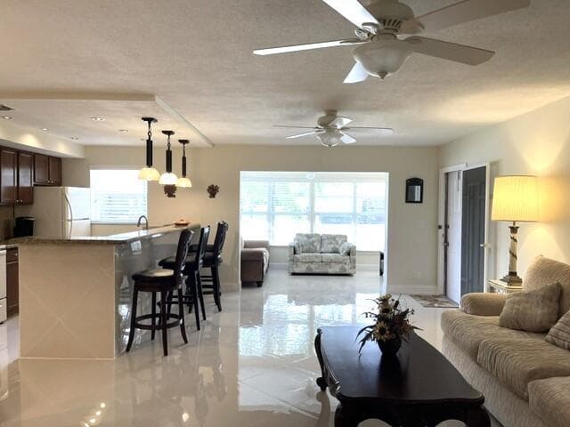 Kitchen living room and eclosed Florida