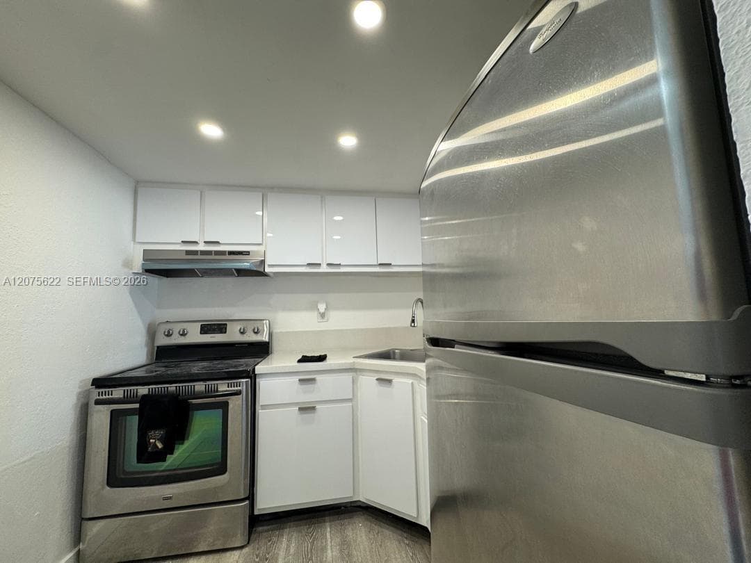 YOLANDA VILLAS · #709E in Miami - Photo 4