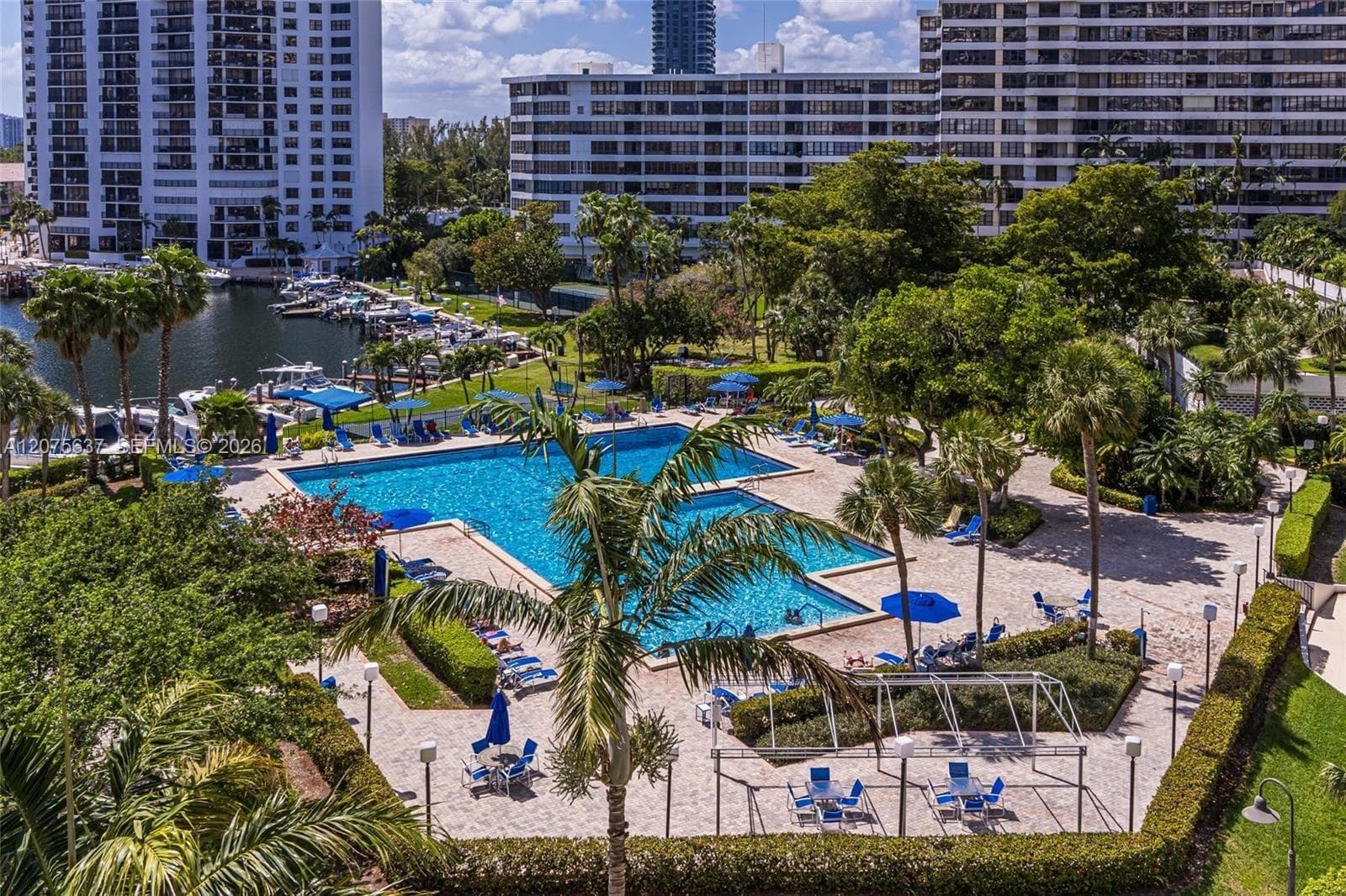OLYMPUS CONDO · #521 in Hallandale Beach - Photo 32