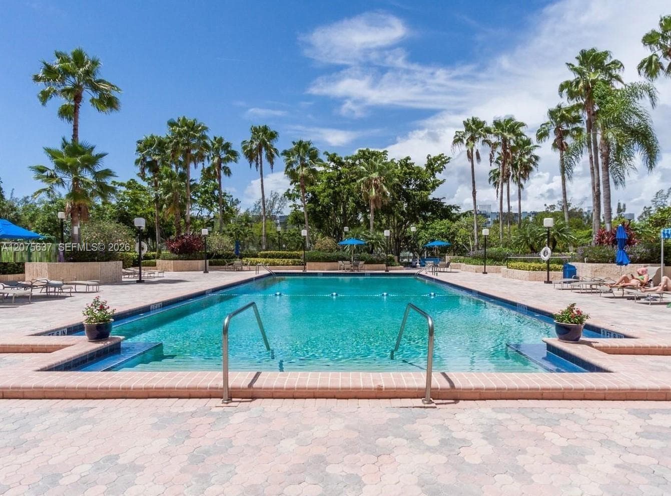 OLYMPUS CONDO · #521 in Hallandale Beach - Photo 30