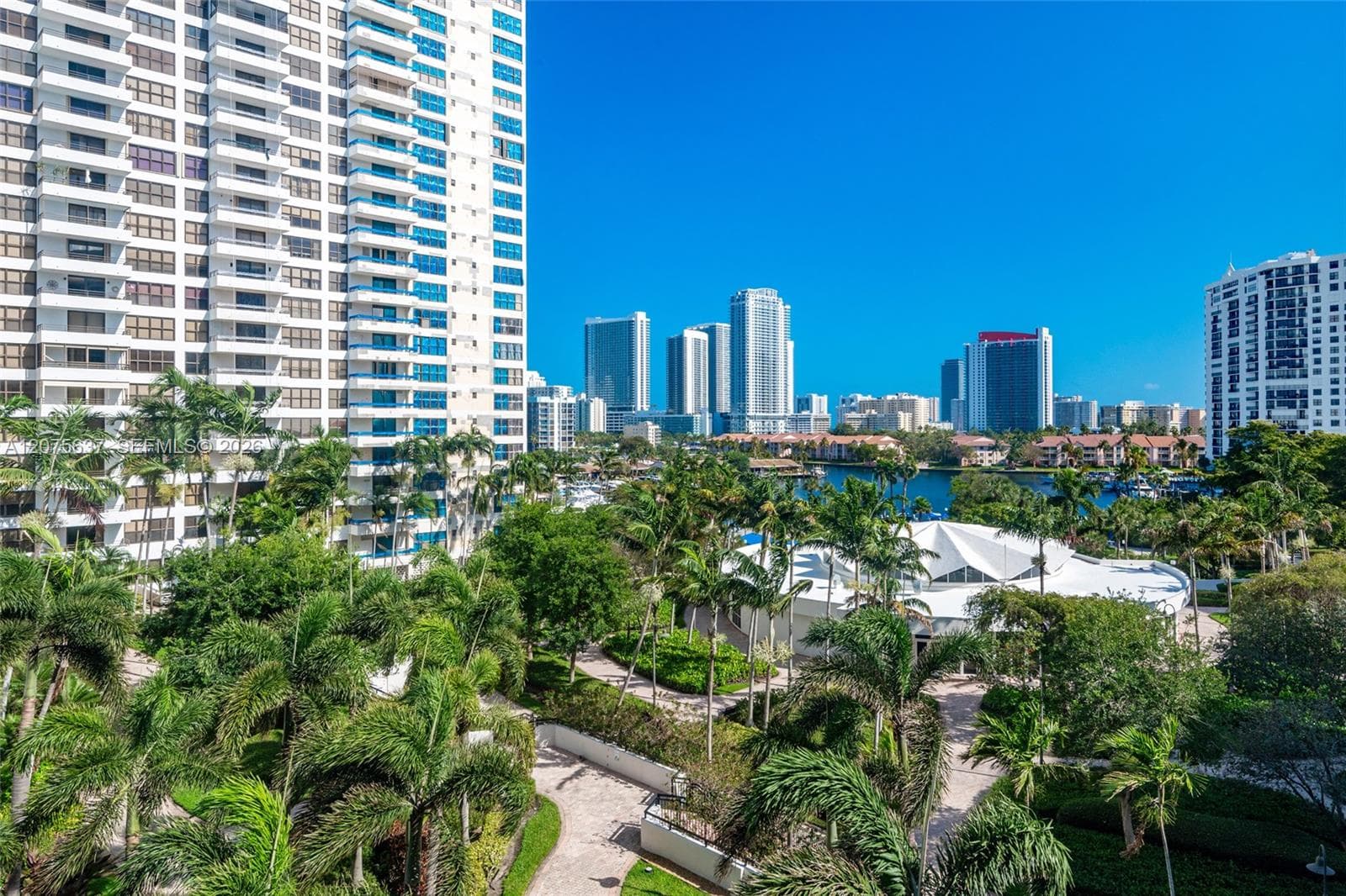 OLYMPUS CONDO · #521 in Hallandale Beach - Photo 15
