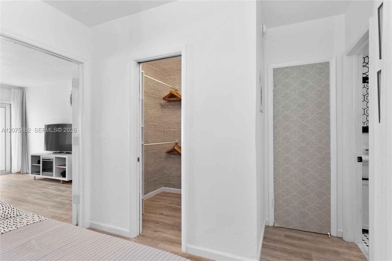 641 ESPANOLA WAY INC COND · #24 in Miami Beach - Photo 2