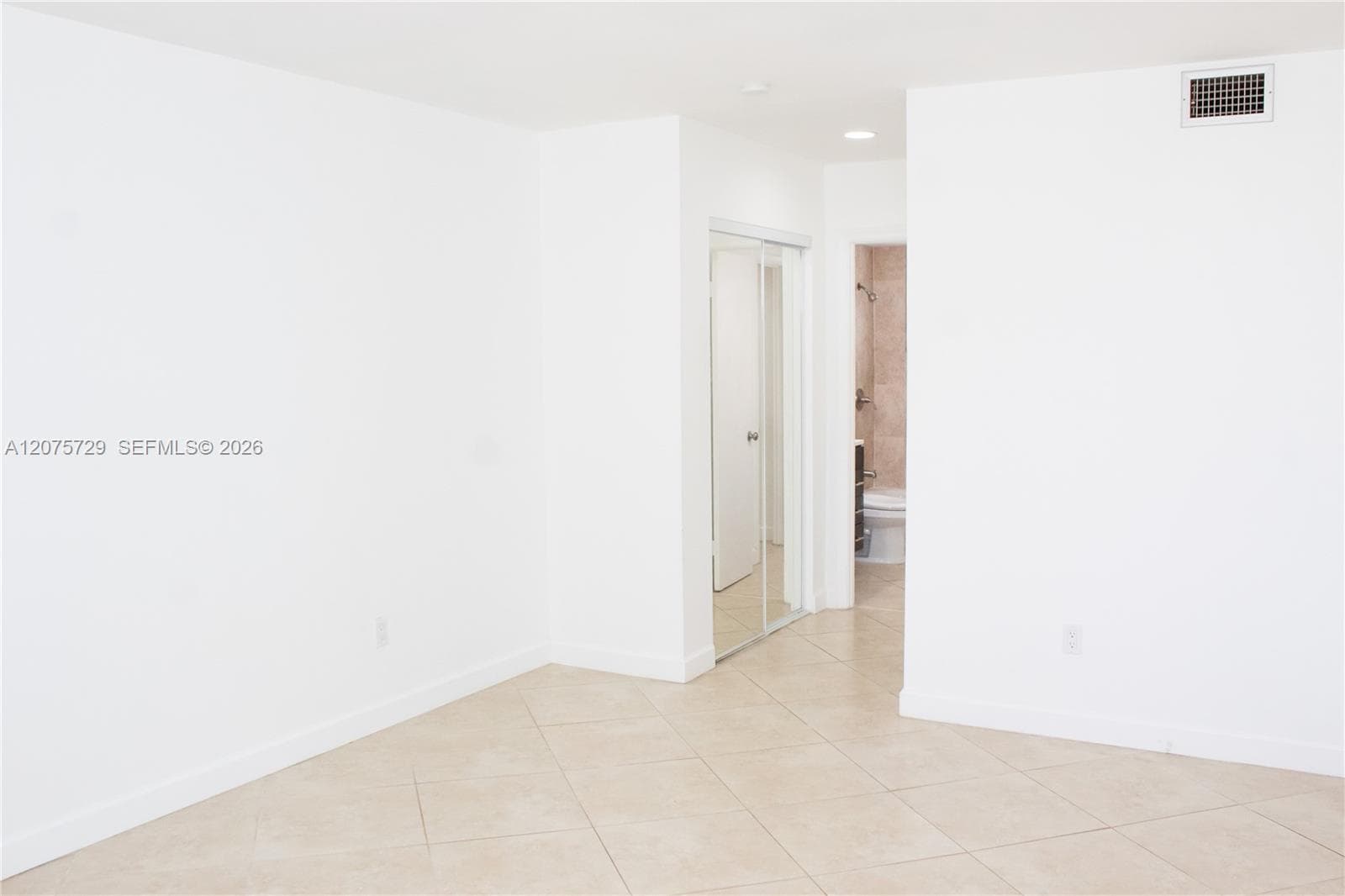 Village of Kings Creek · #L-406 in Miami - Photo 8