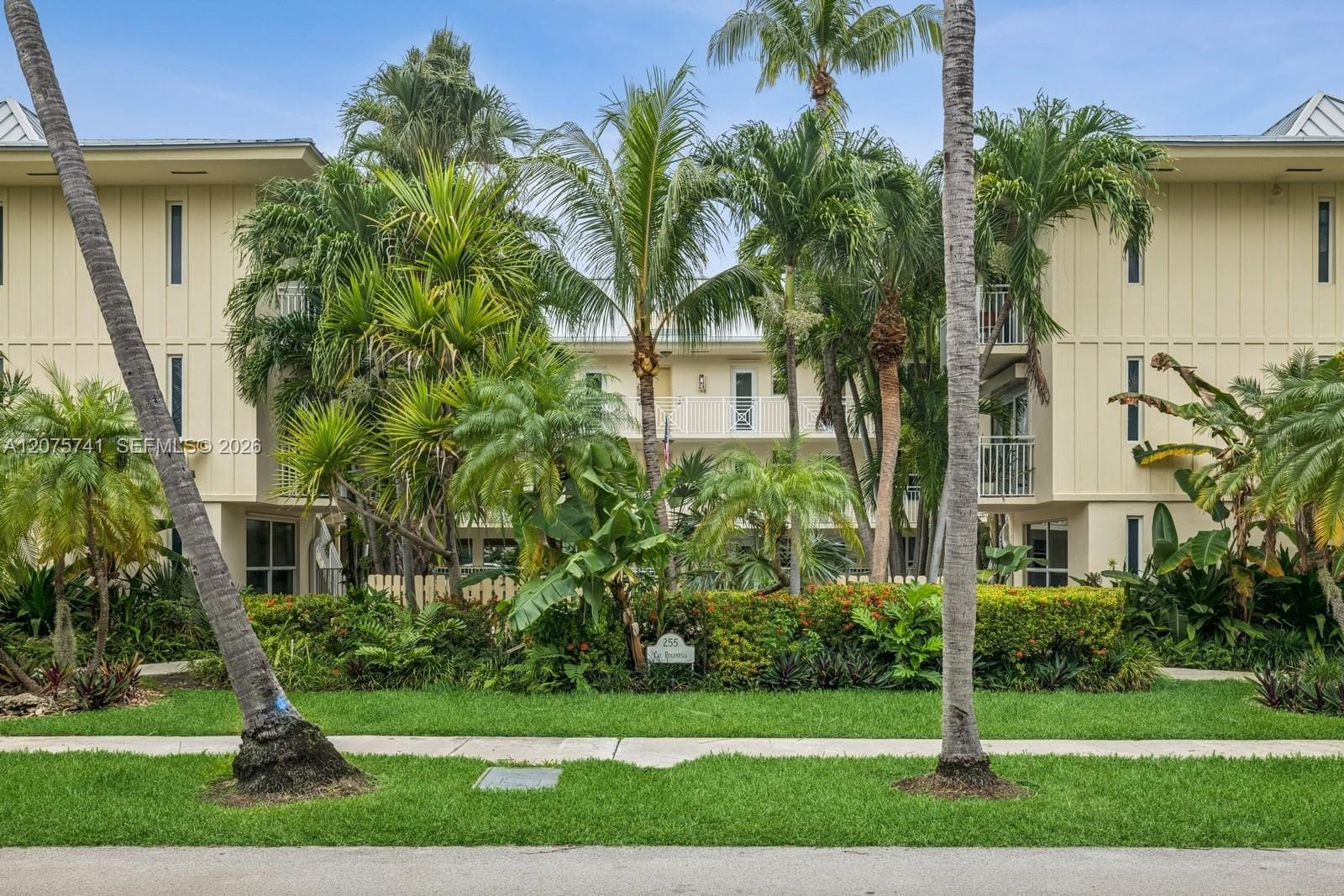 CAY POLYNESIA · #107 in Key Biscayne - Photo 3