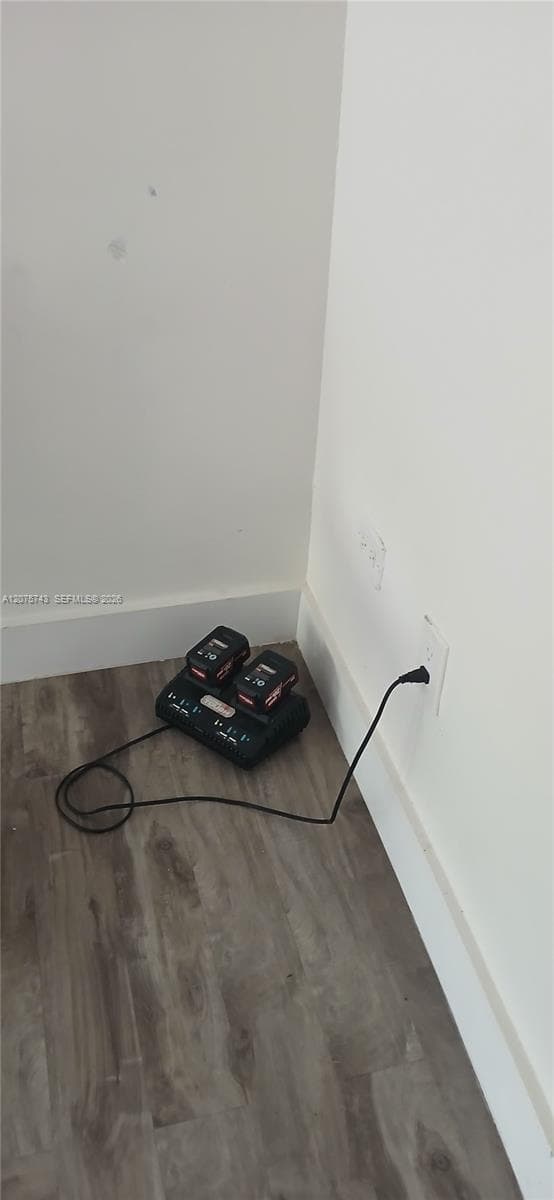 1460 Marseille Dr photo 26