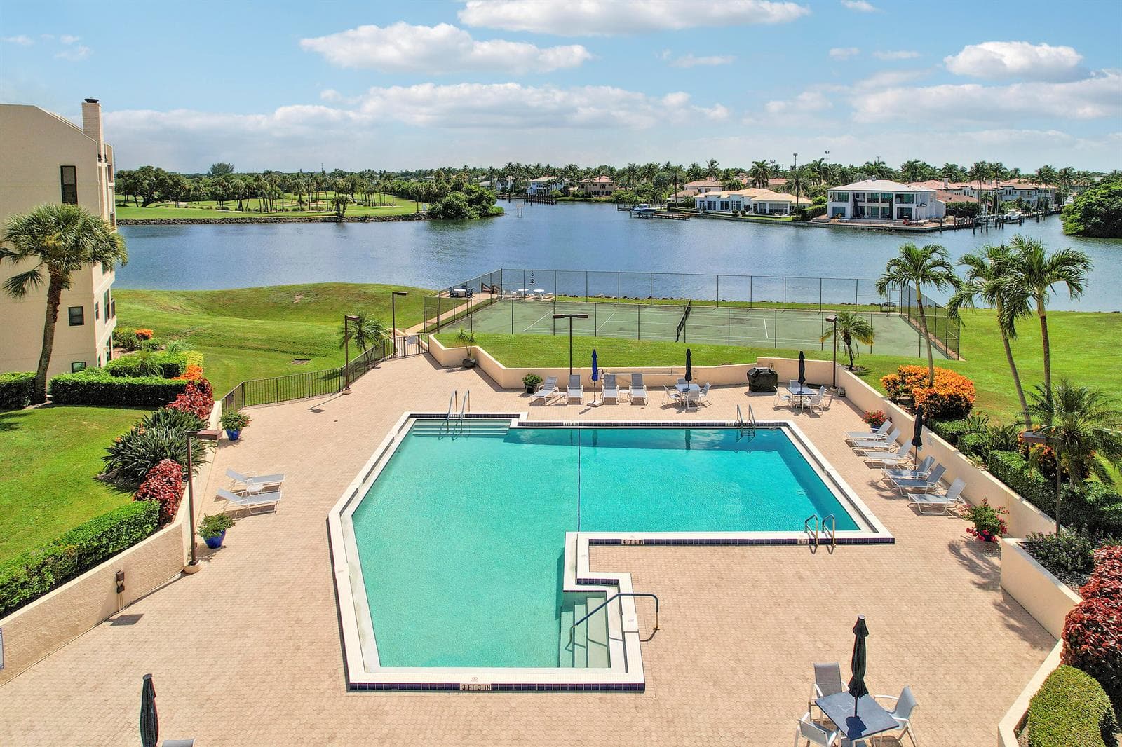 Pool/View