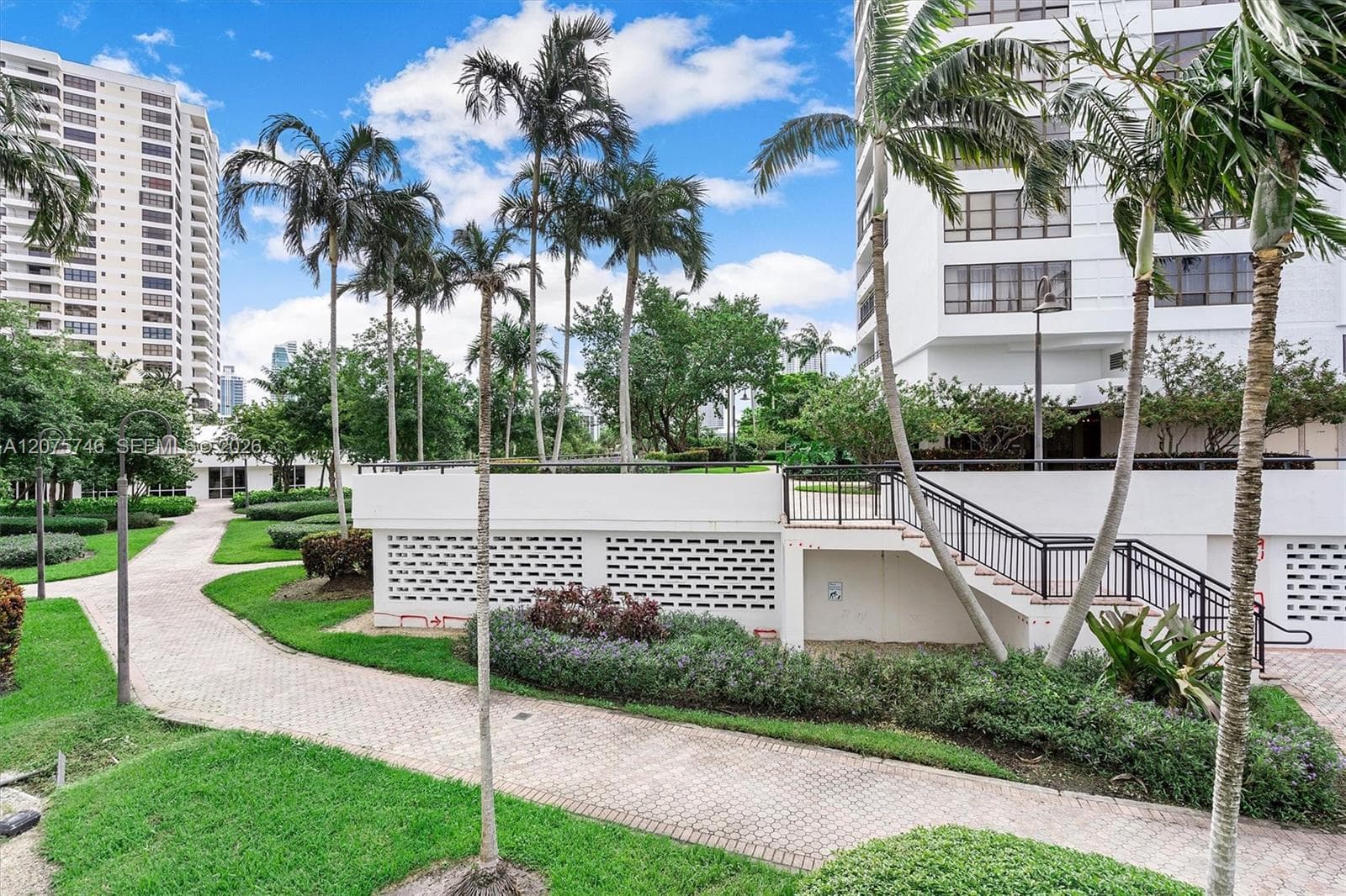 THE OLYMPUS CONDO · #305 in Hallandale Beach - Photo 41