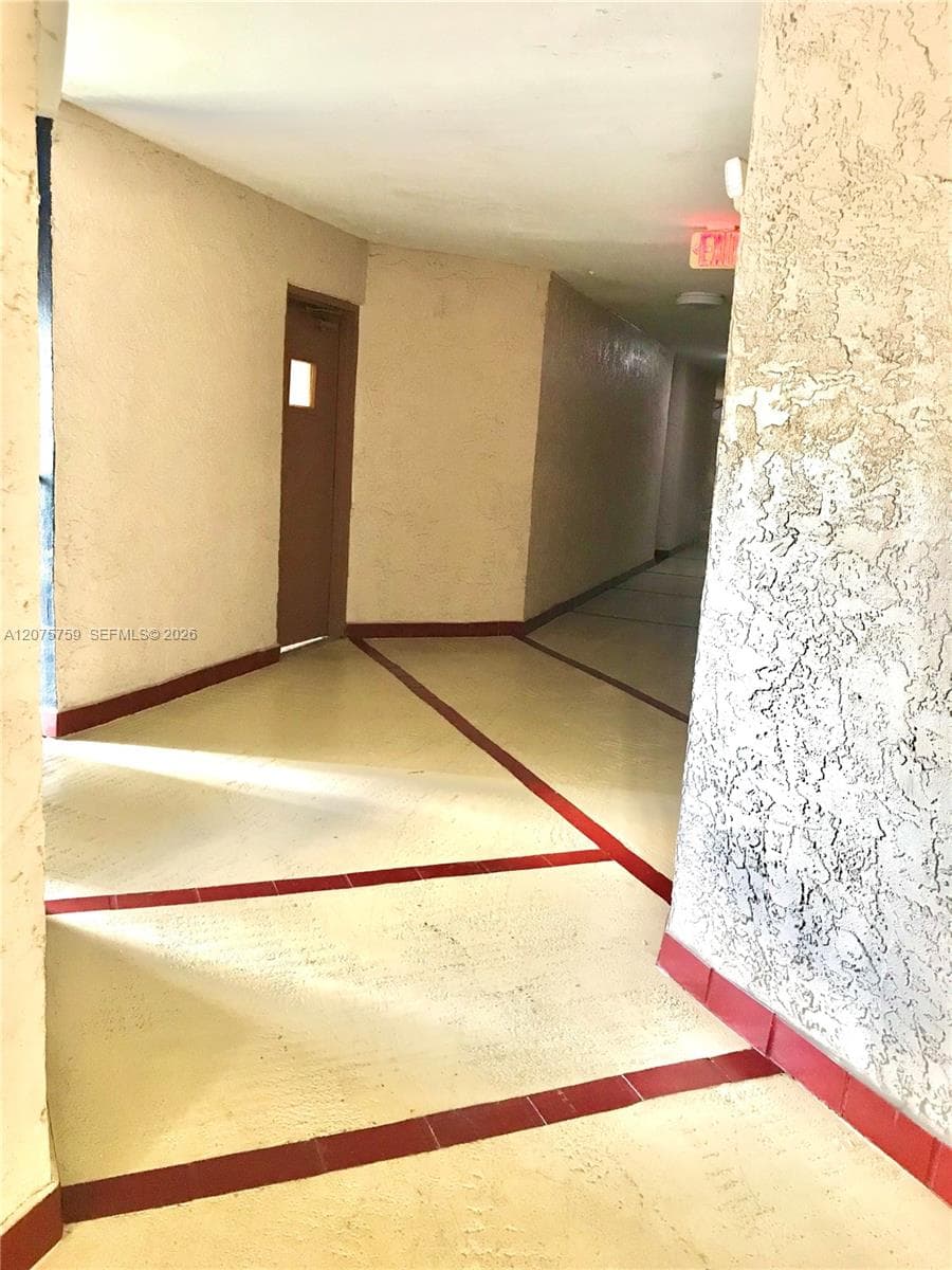 LAS BRISAS COUNTRY CLUB · #F310 in Hialeah - Photo 10