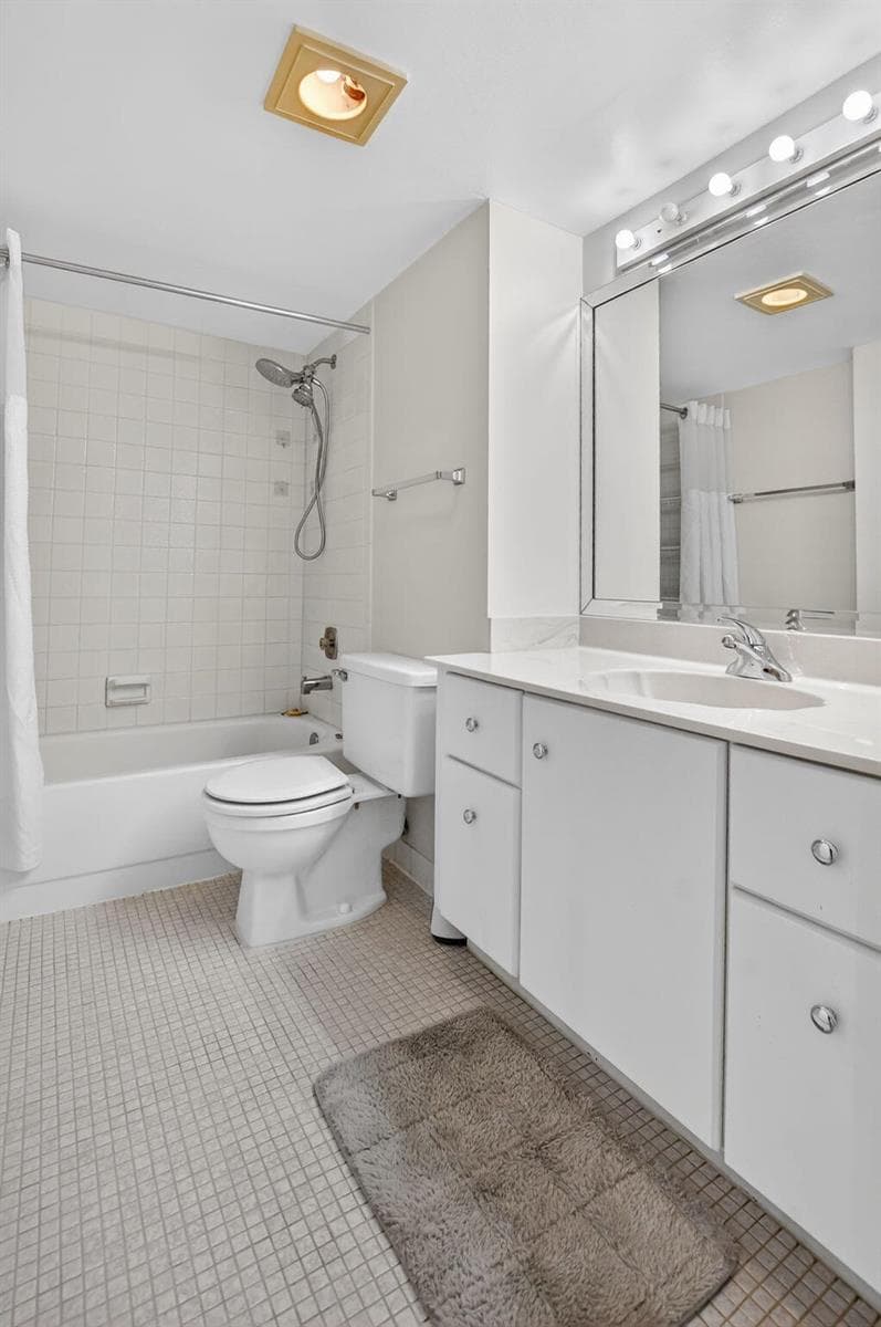 2nd bathroom