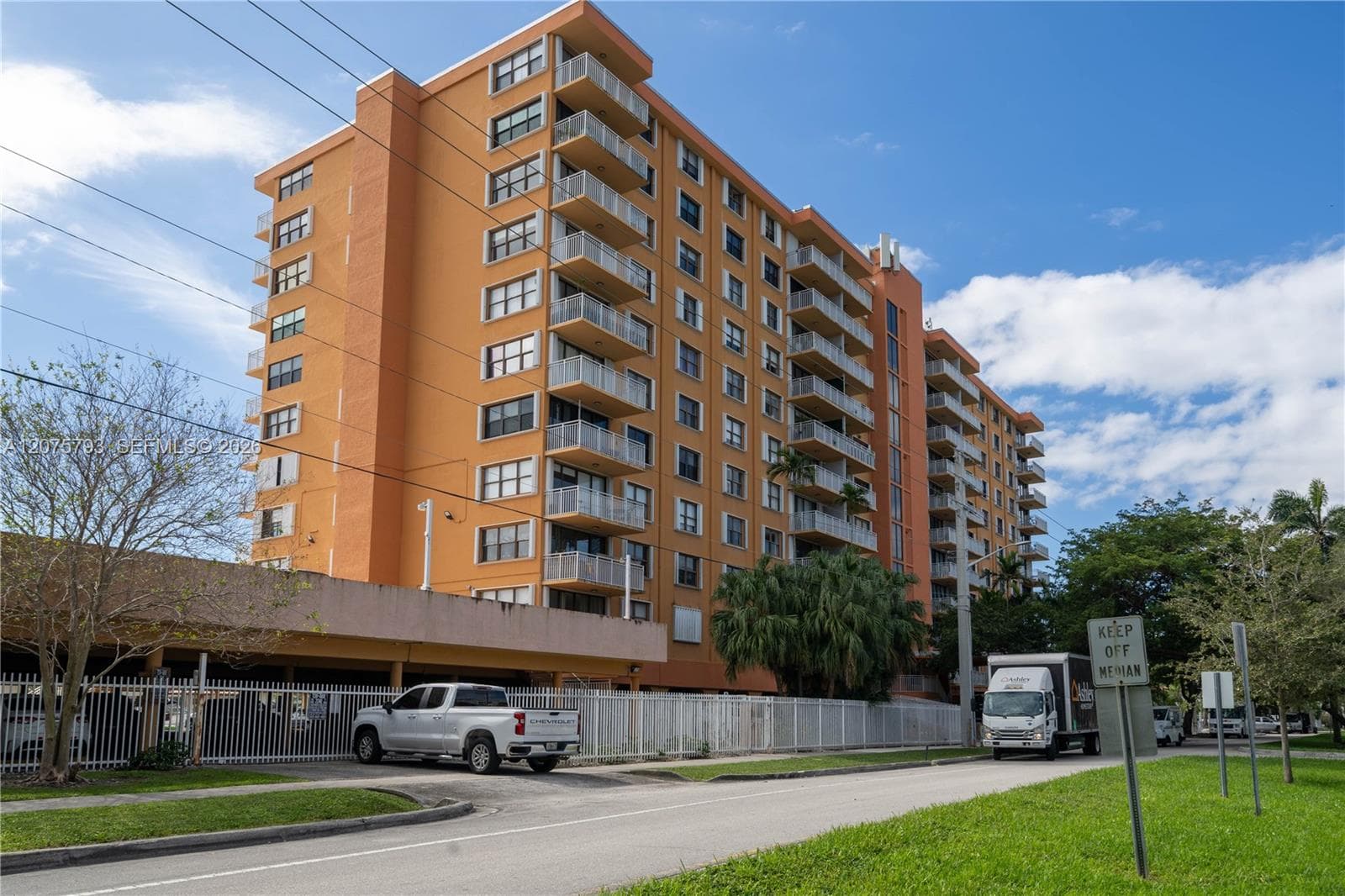 WATERSIDE TOWERS CONDO · #206 in North Miami - Photo 17