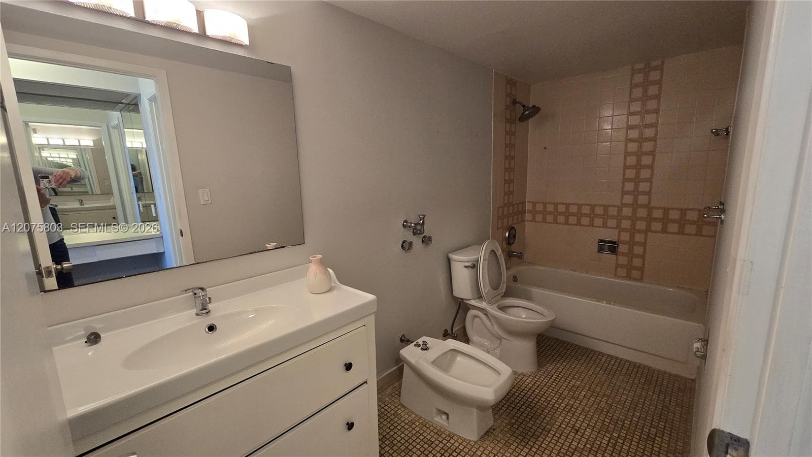 OLYMPUS CONDO · #2317 in Hallandale Beach - Photo 37