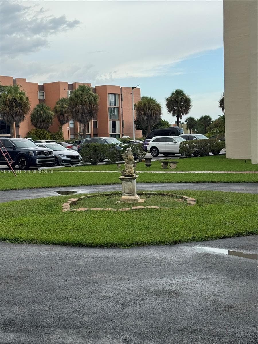 Versaille Gardens 1 · #103 in Miami - Photo 36
