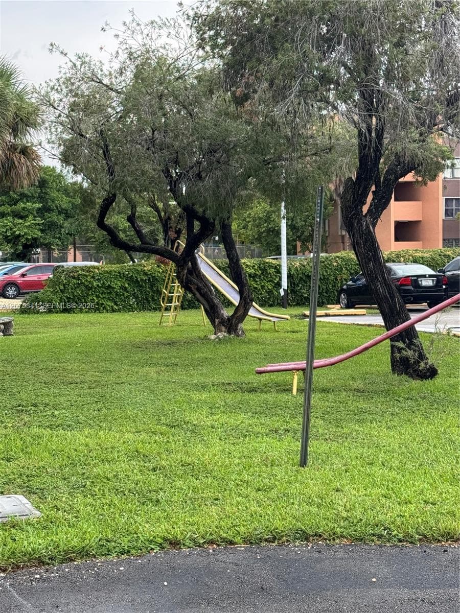 Versaille Gardens 1 · #103 in Miami - Photo 39