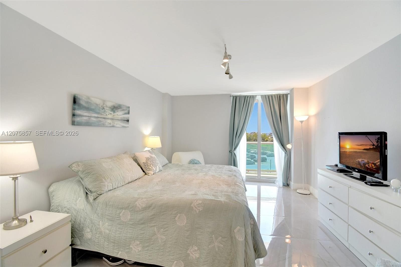 Arlen House East Condo · #502 in Sunny Isles Beach - Photo 12