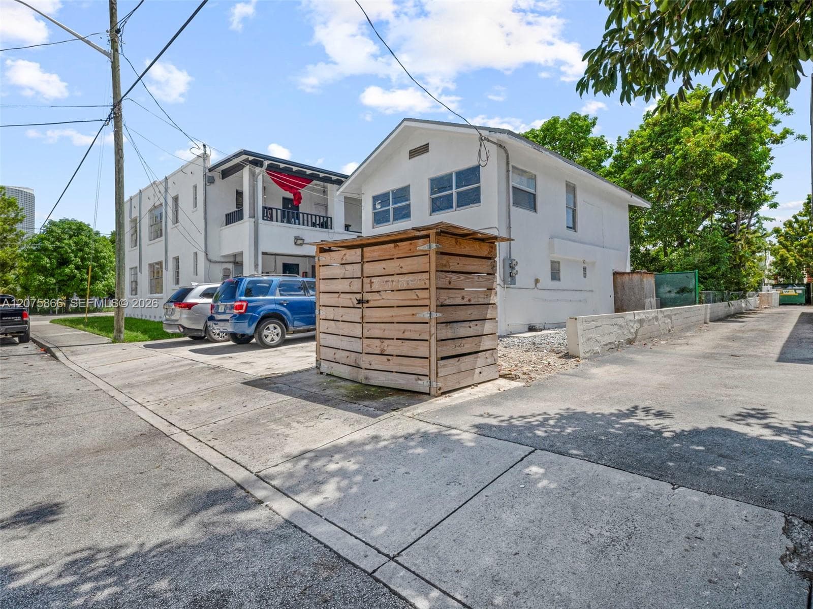 500 SW 8th Ave photo 10