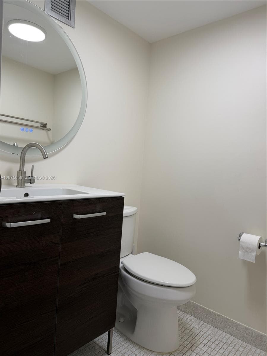 DESOTO PARK CONDO · #407 in Hallandale Beach - Photo 9