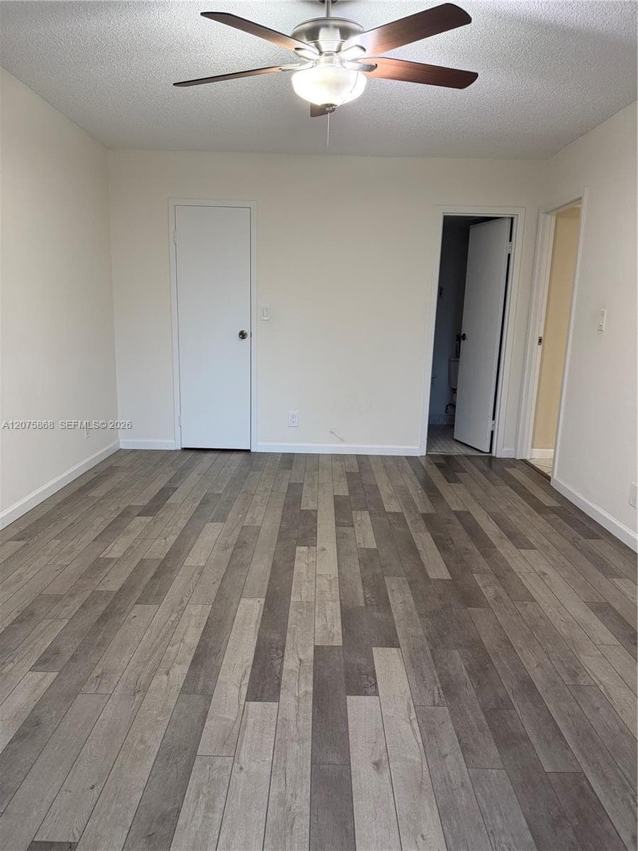 DESOTO PARK CONDO · #407 in Hallandale Beach - Photo 14